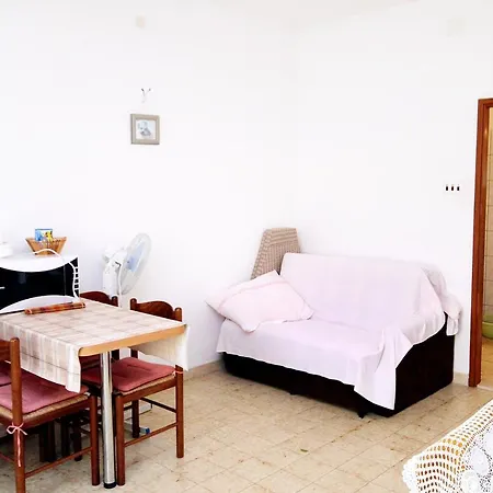 Apartment By The Sea Poljica, Trogir - 6020 Poljica (Trogir)