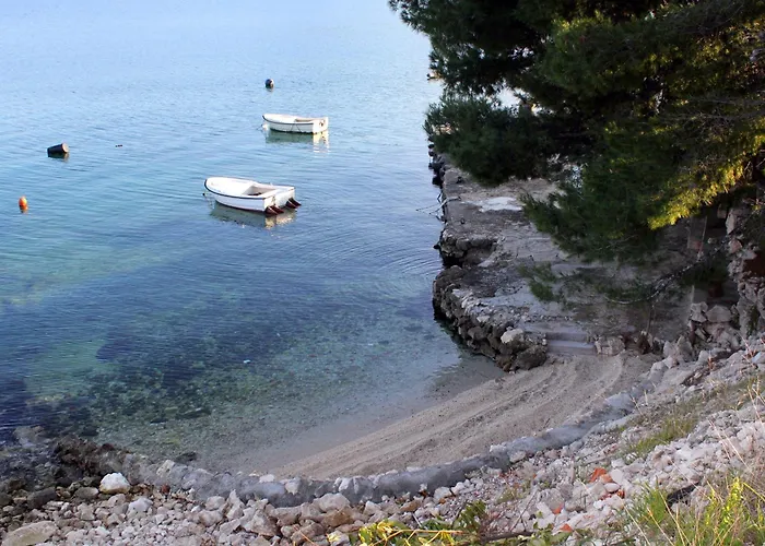 Apartment By The Sea Poljica, Trogir - 6020 *